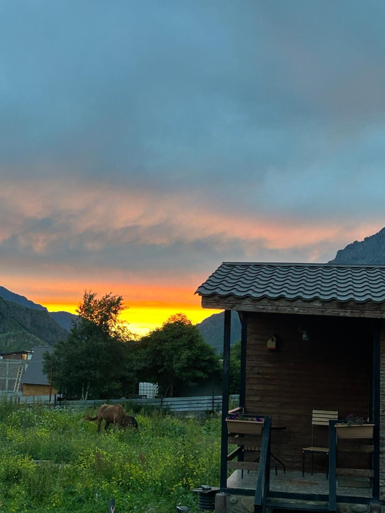 Panorama Cottages Stepantsminda Exterior photo