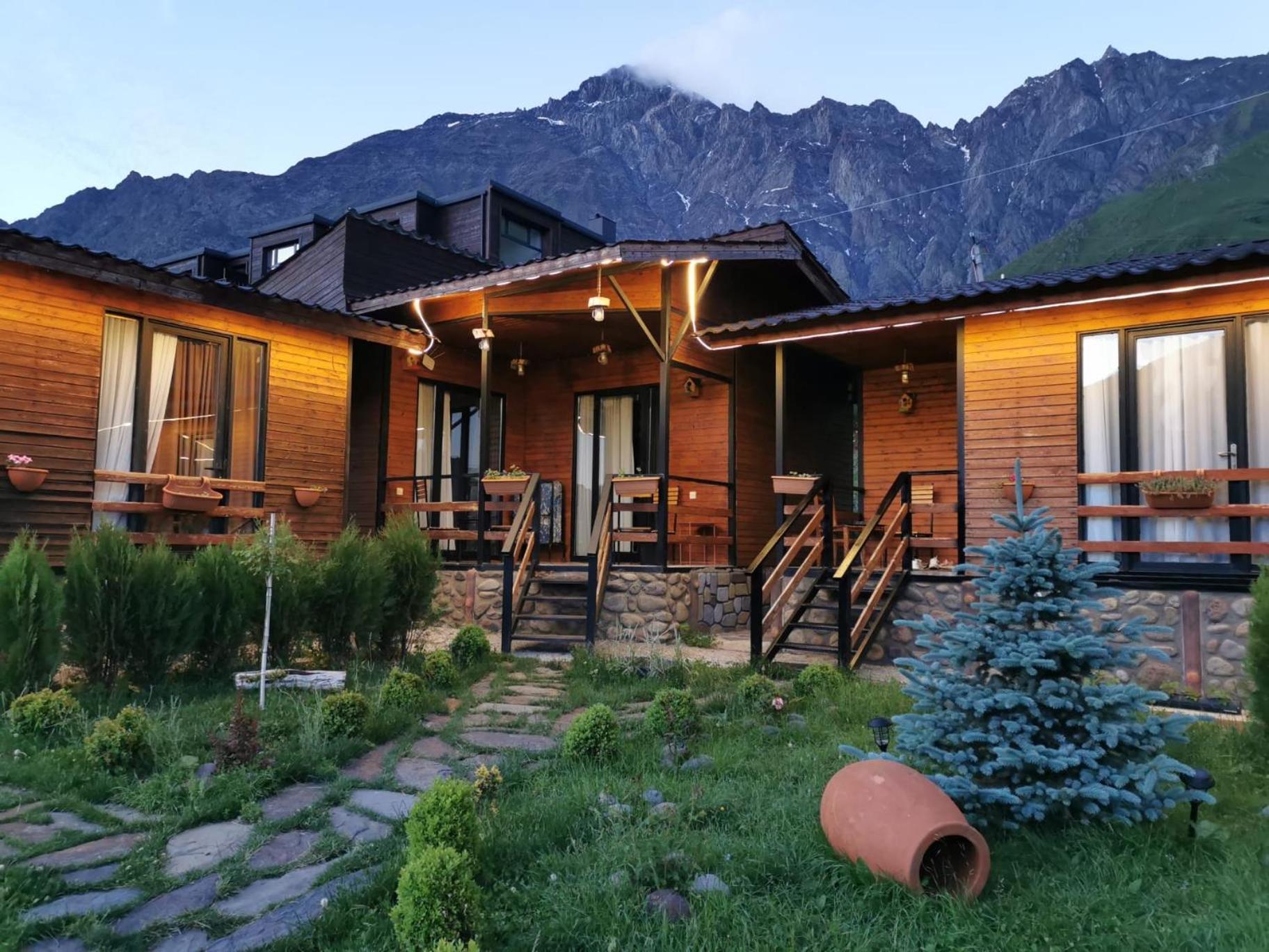 Panorama Cottages Stepantsminda Exterior photo